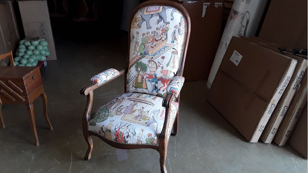 VOLTAIRE TISSU MOTIFS