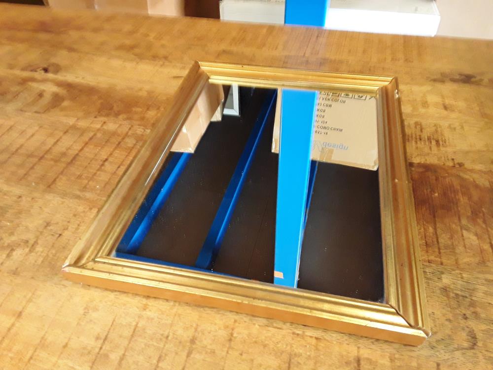 MIROIR DORÉ EN L'ETAT