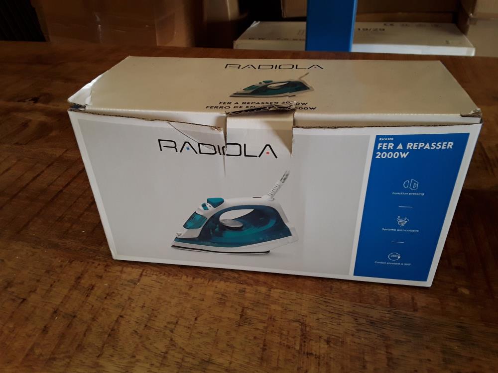 FER À REPASSER RADIOLA 