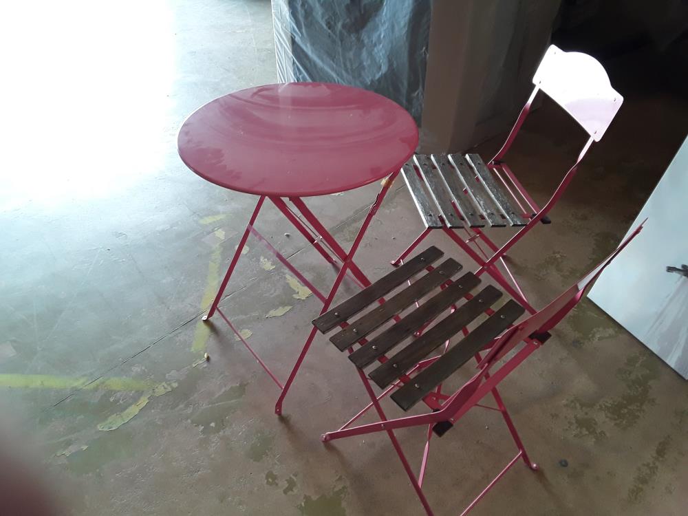 SALON DE JARDIN 2 PERSONNES ROSE