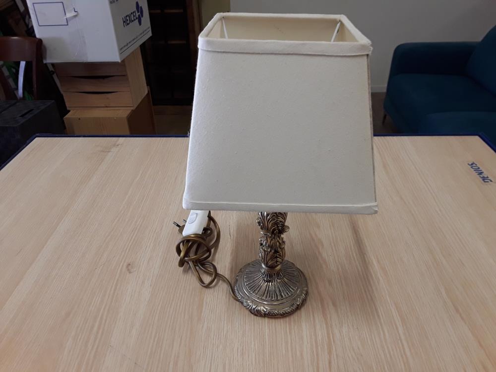 LAMPE DE CHEVET METAL