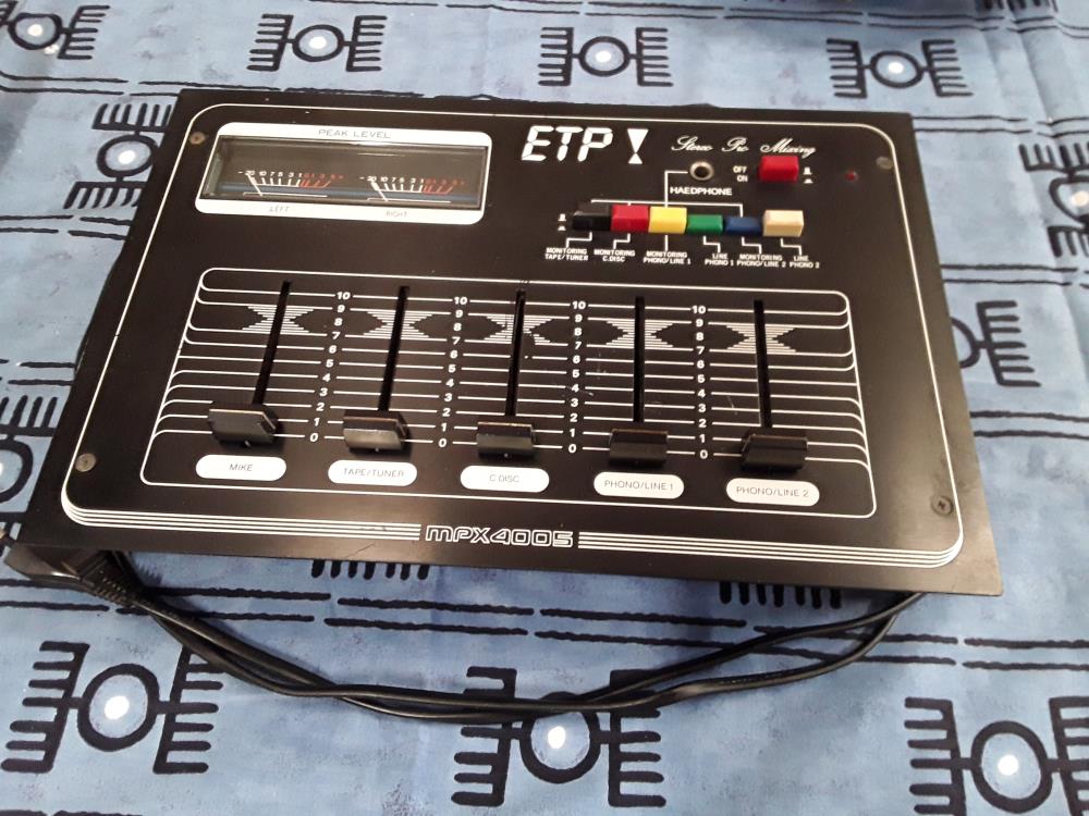 TABLE DE MIXAGE RTP MPX4005