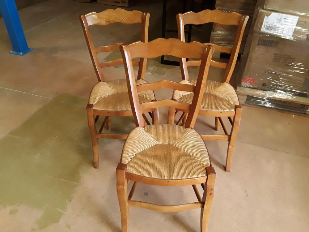 LOT DE 3 CHAISES PAILLEÉS