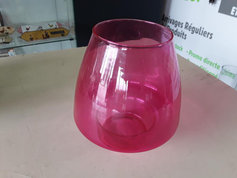 VASE ROSE
