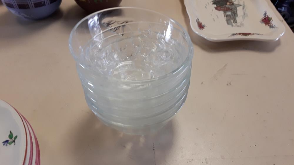 LOT DE 6 PETITS BOLS VERRE