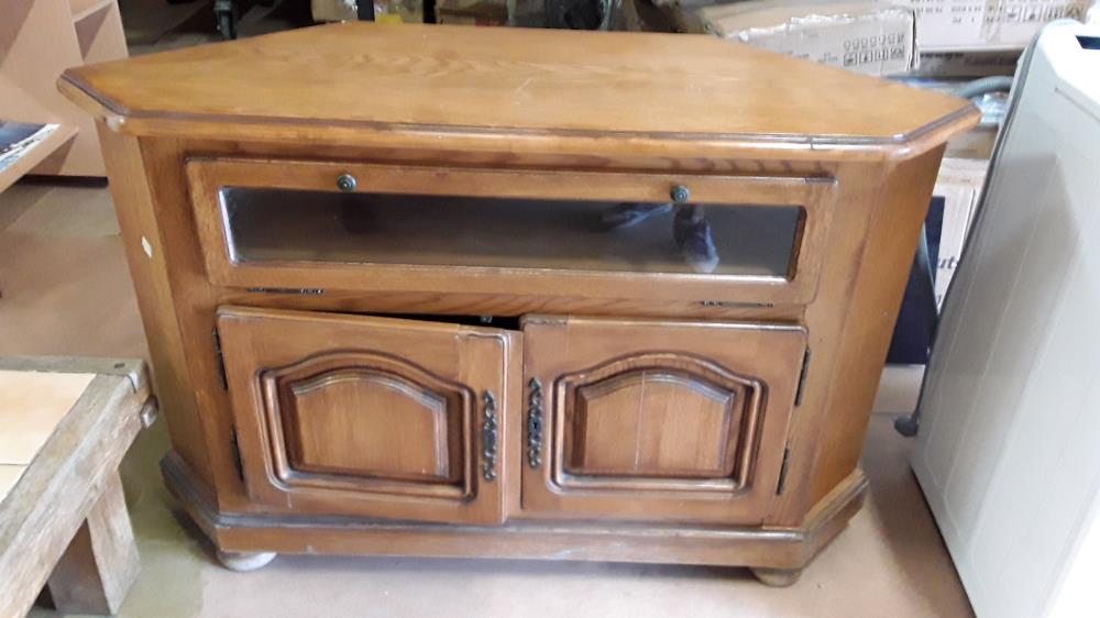 MEUBLE TV D'ANGLE F CHENE