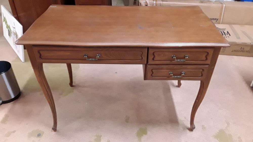 BUREAU 3 TIROIRS 