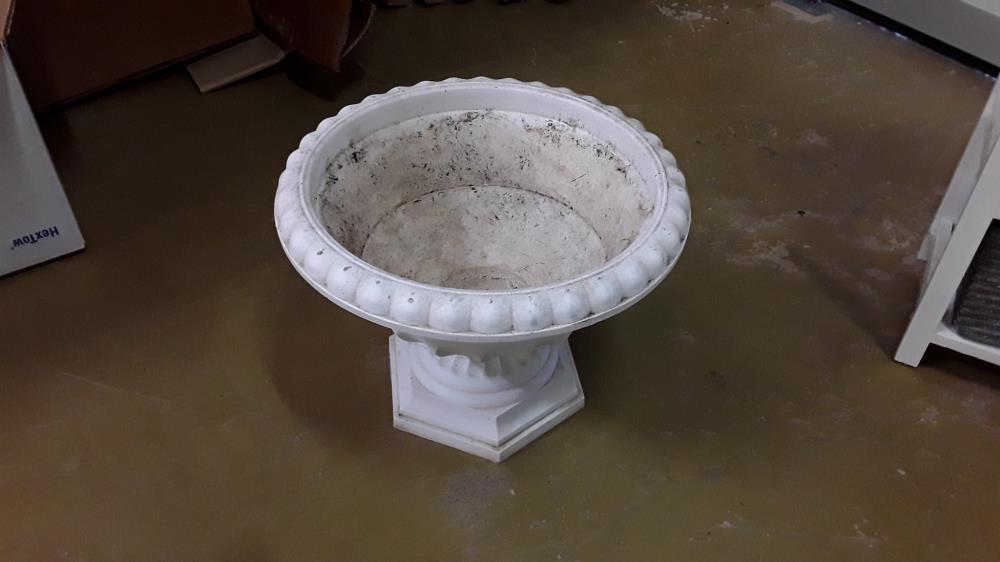 POT EXTÉRIEUR PLASTIQUE 