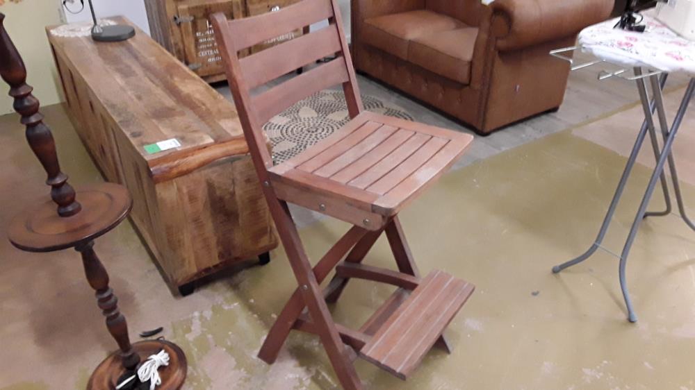 TABOURET DE BAR BOIS