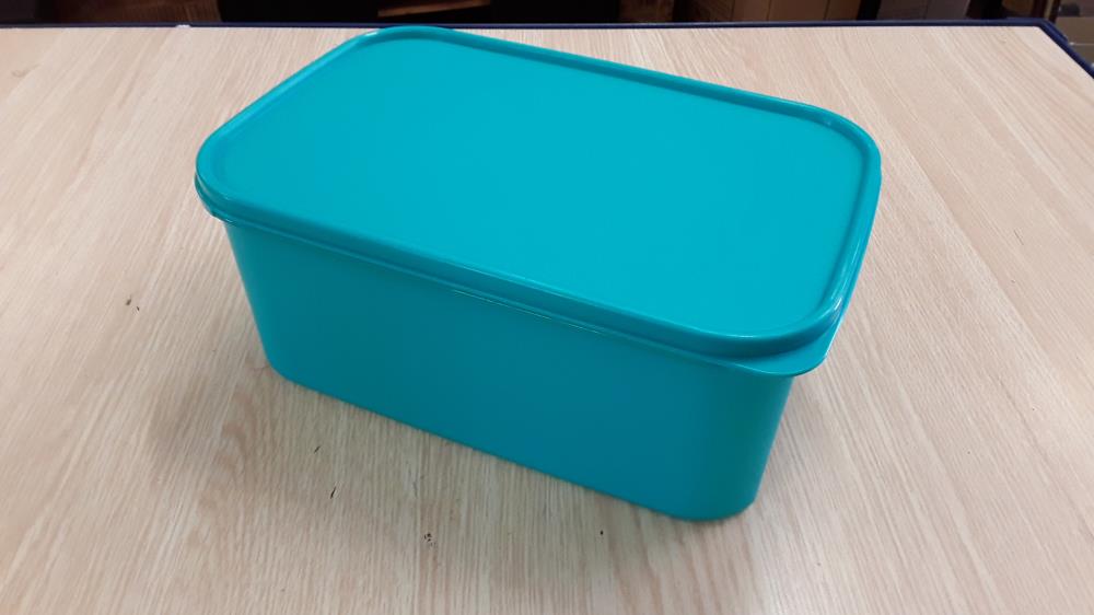 BOITE TUPPERWARE 