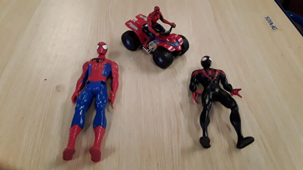 FIGURINE SPIDERMAN