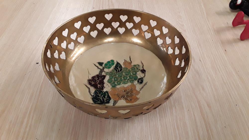 CORBEILLE LAITON COEURS