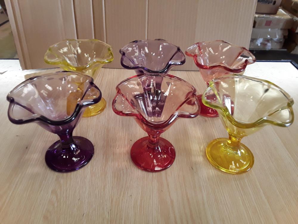 LE DE 6 COUPES À GLACES COULEUR