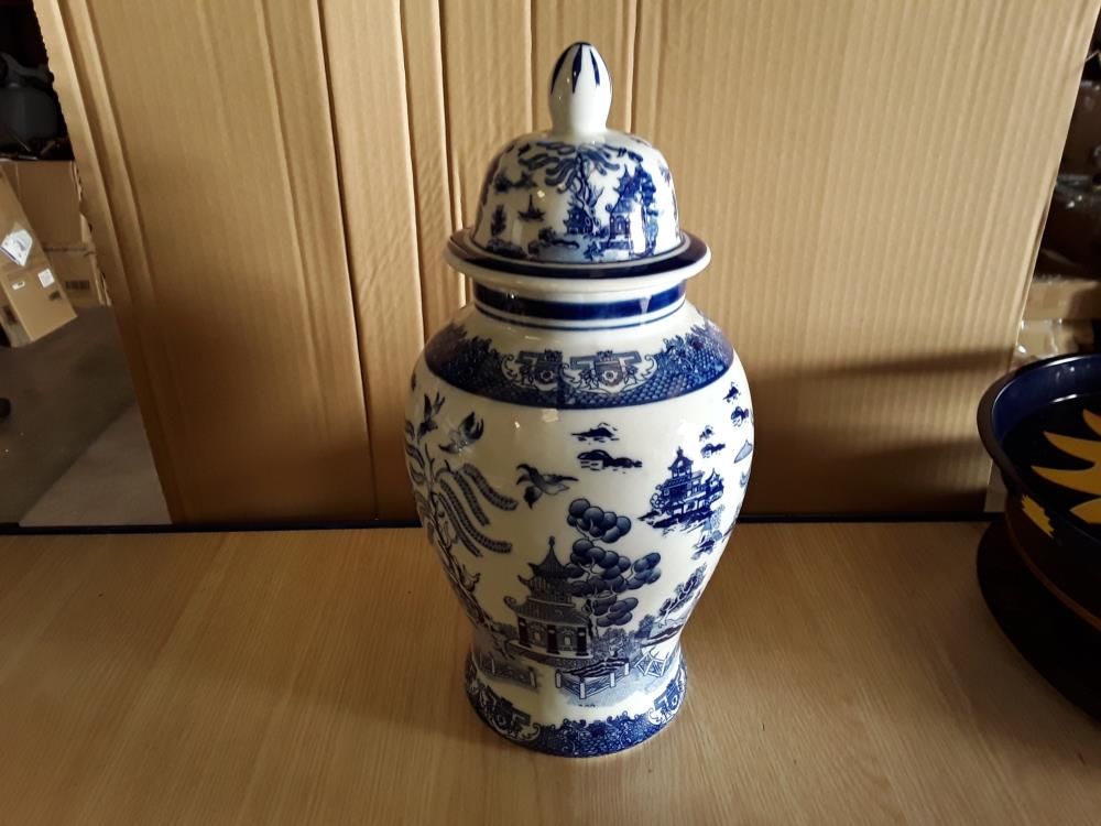 POT BLEU BLANC STYLE CHINOIS 