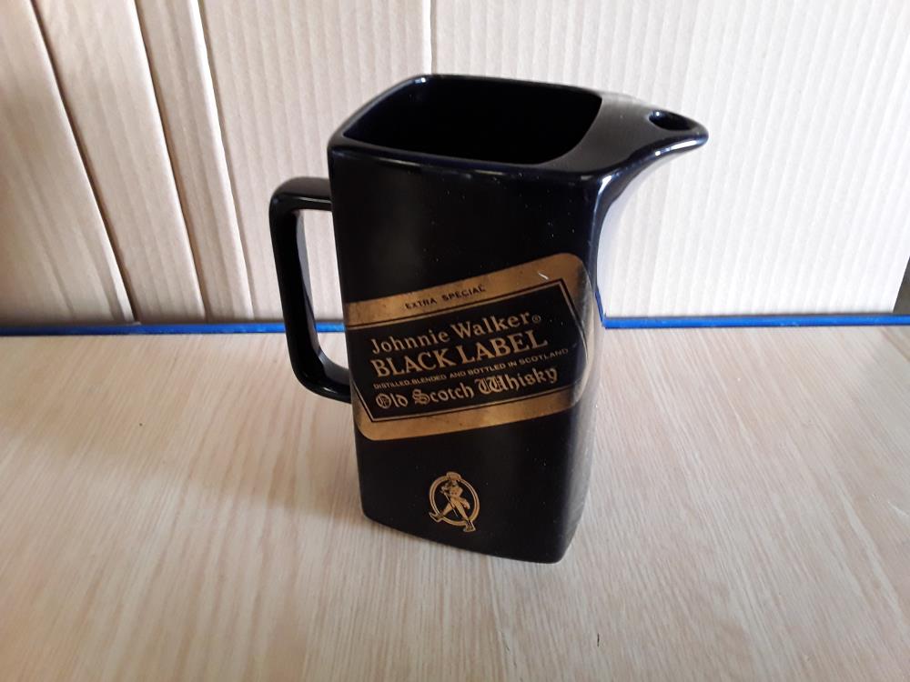 PICHET JOHNNIE WALKER 
