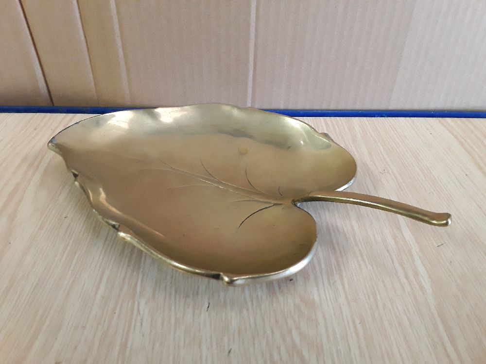 VIDE POCHE FEUILLE LAITON 