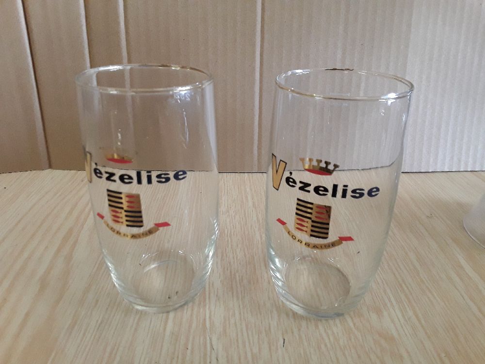 VERRE VEZELISE