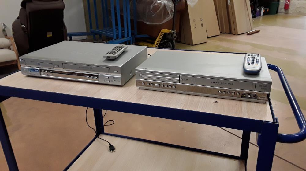 LECTEUR DVD/VHS