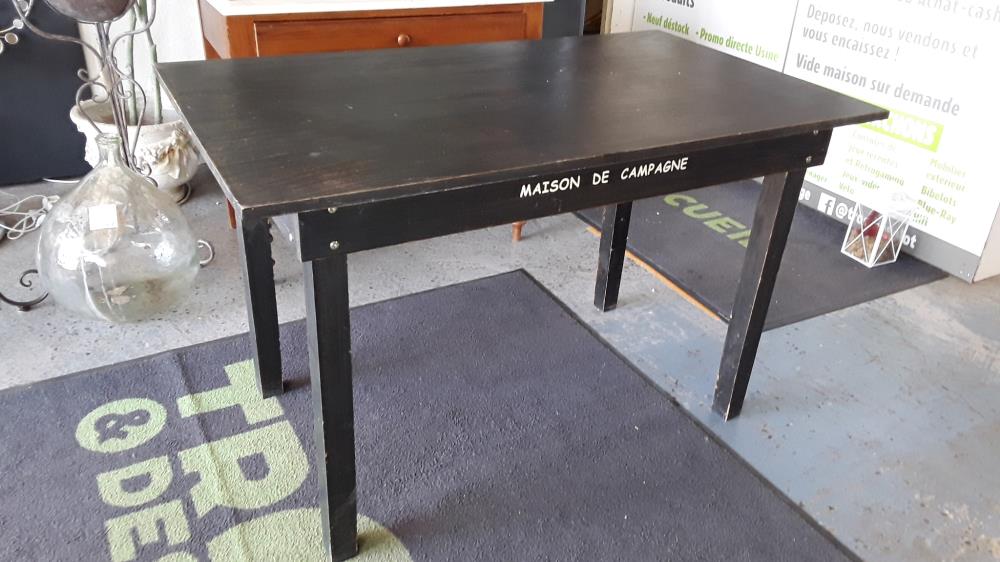 TABLE NOIRE DS L'ÉTAT 