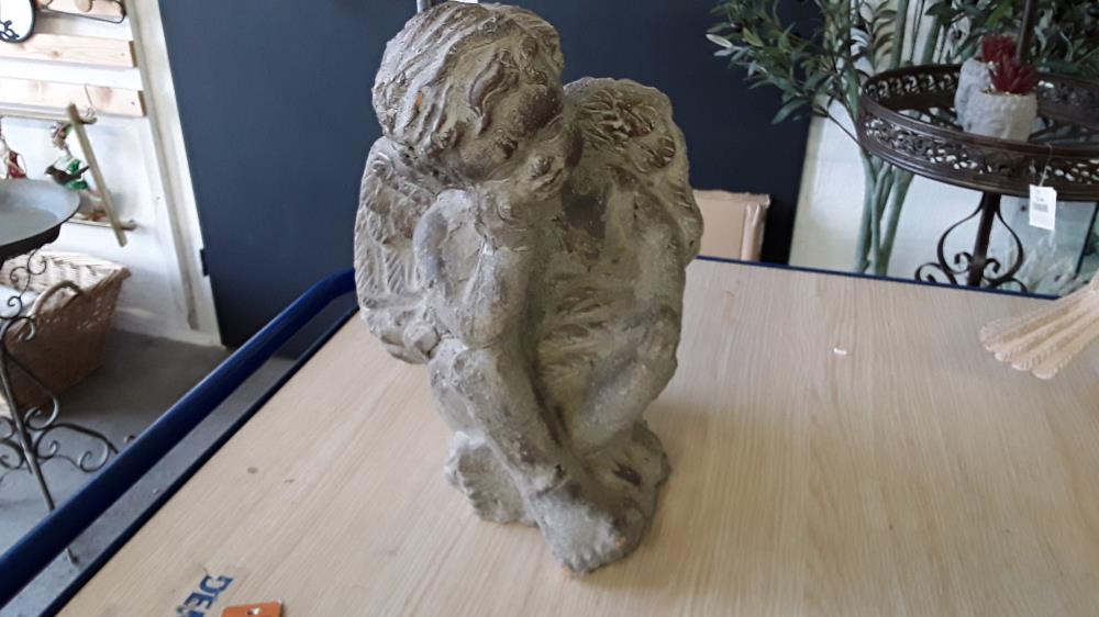 STATUE ANGE