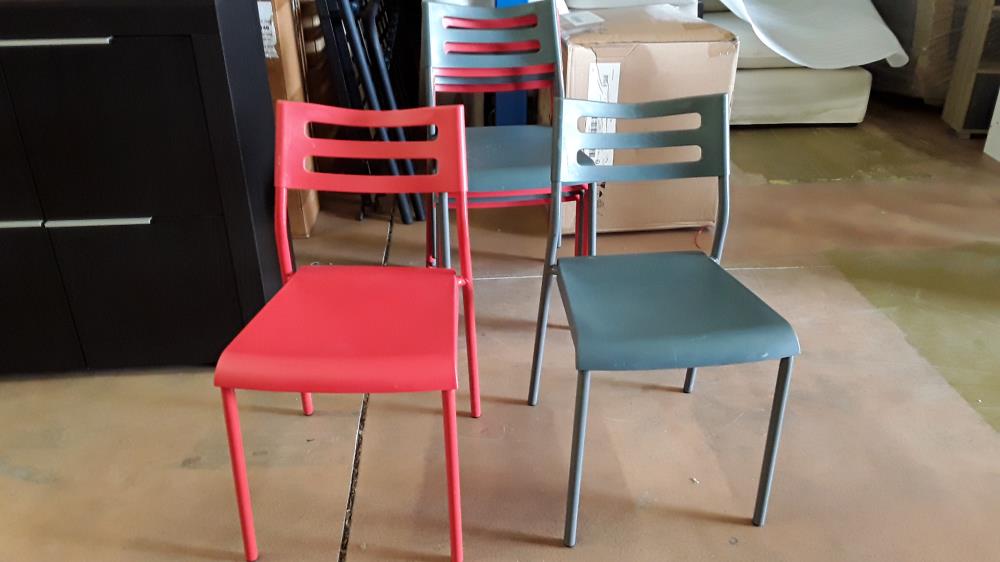 CHAISE METAL PLASTIQUE 