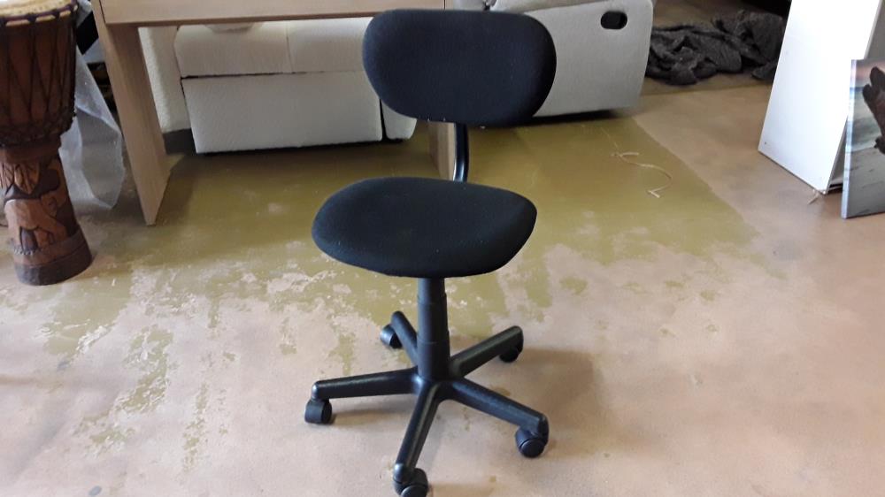 CHAISE DACTYLO PM