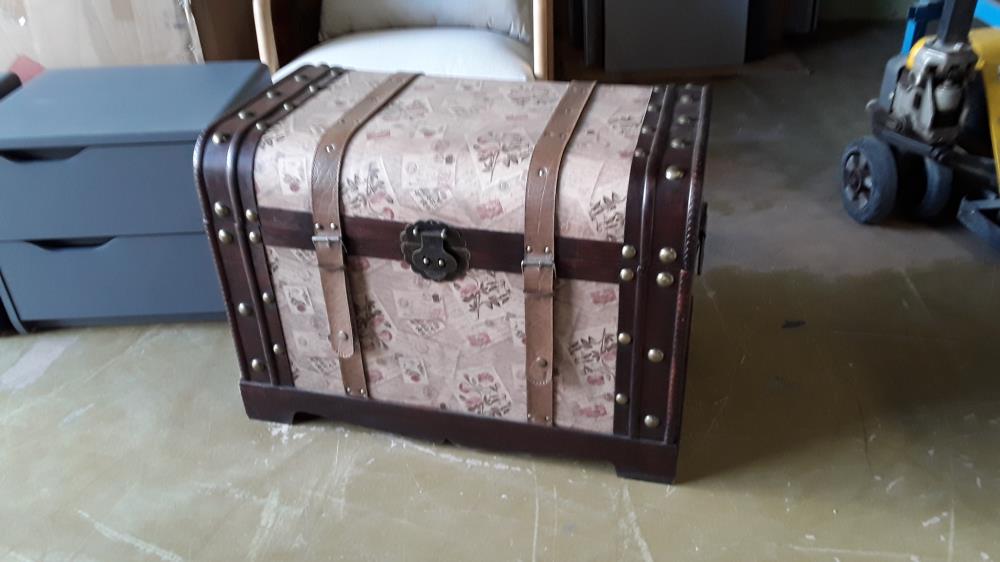 COFFRE DE RANGEMENT