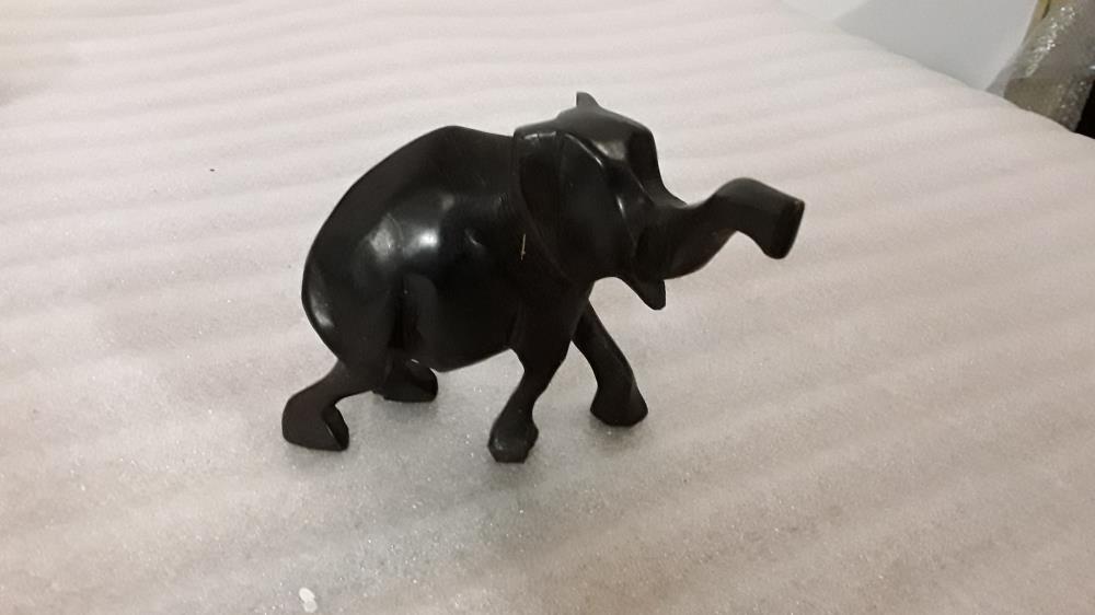 ELEPHANT BOIS