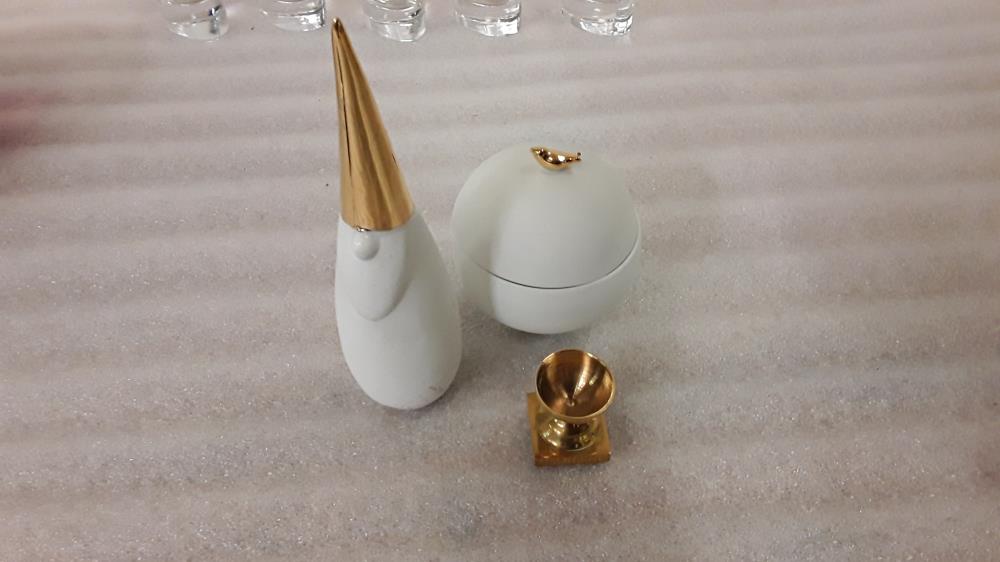 DECO PORCELAINE DORÉ