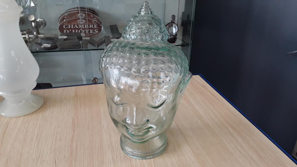 TETE DE BOUDDAH VERRE