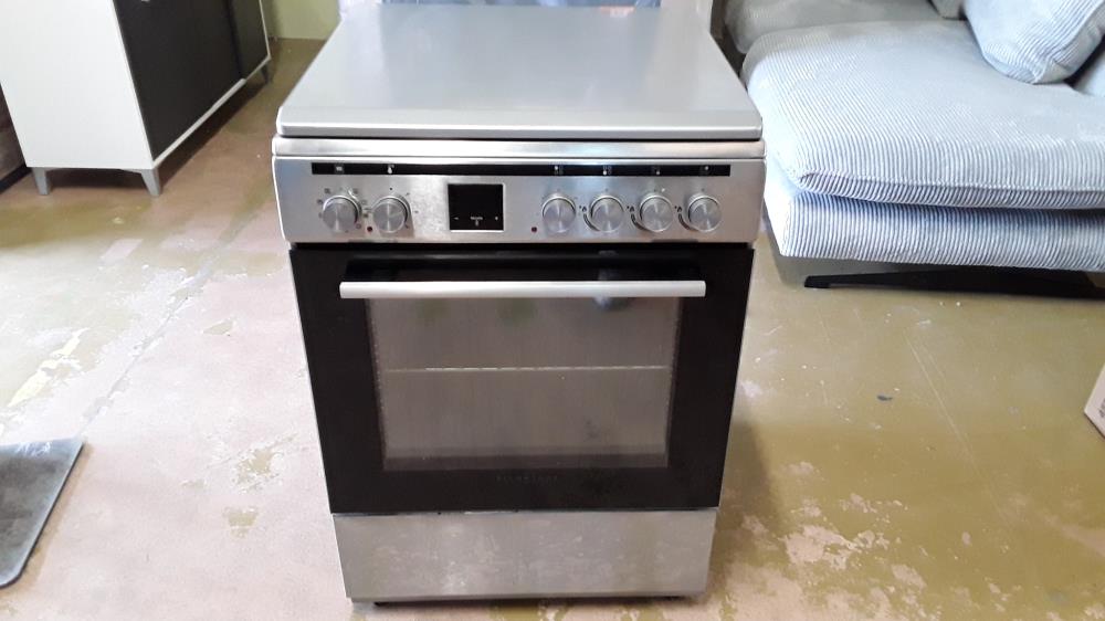 CUISINIÈRE GAZ DE VILLE SIGNATURE SOUS GARANTIE
