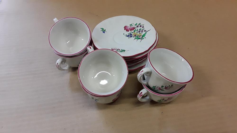 ENSEMBLE 6 TASSES ET SOUS TASSES LUNEVILLE