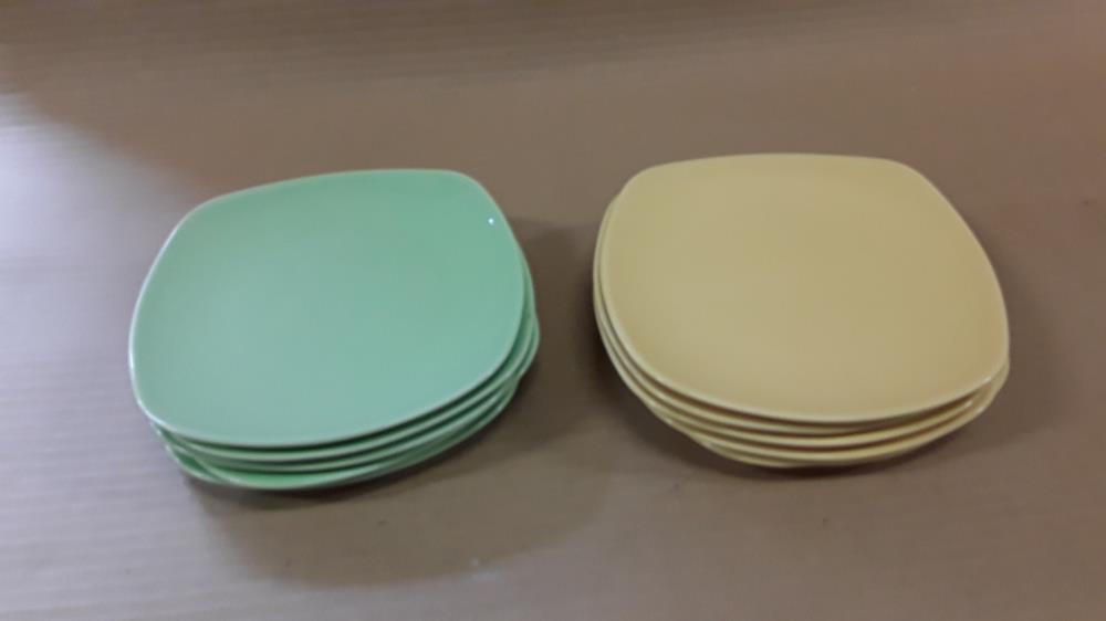 LOT DE 5 ASSIETTES 