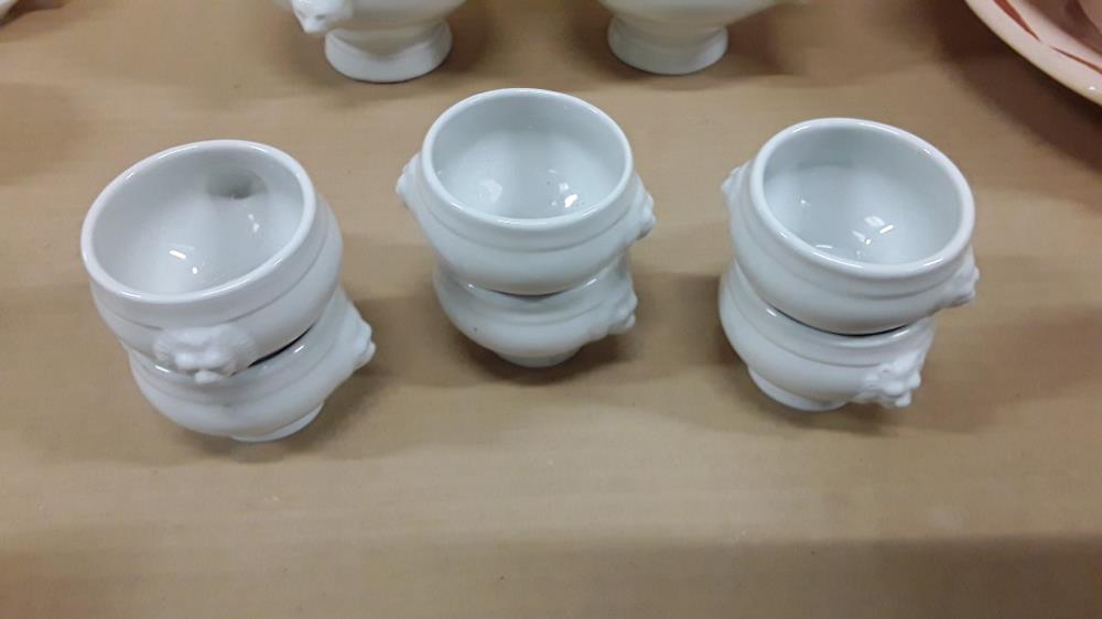 LOT DE 6 RAMEQUINS 