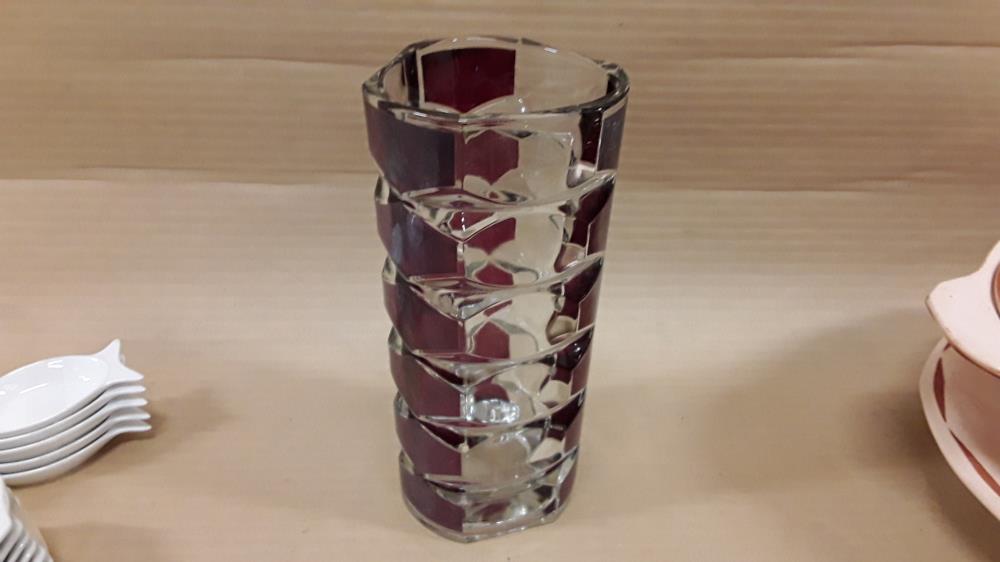 VASE VERRE ROUGE