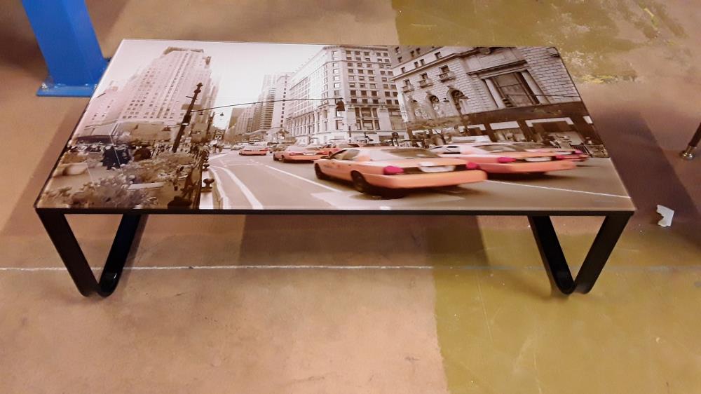 TABLE VERRE NEW YORK