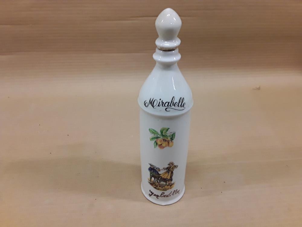 BOUTEILLE À MIRABELLE 