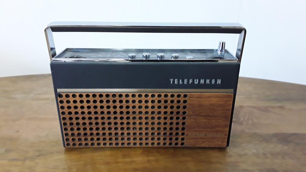 RADIO TELEFUNKEN 301