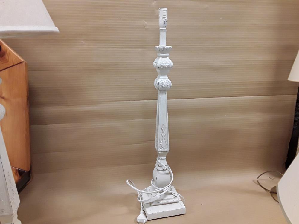 PIED DE LAMPE EN L'ETAT