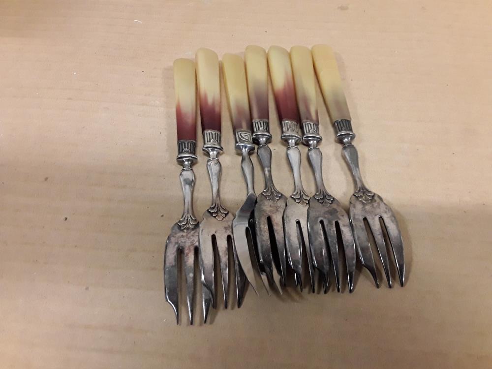 LOT DE 7 FOURCHETTES ANCIENNES