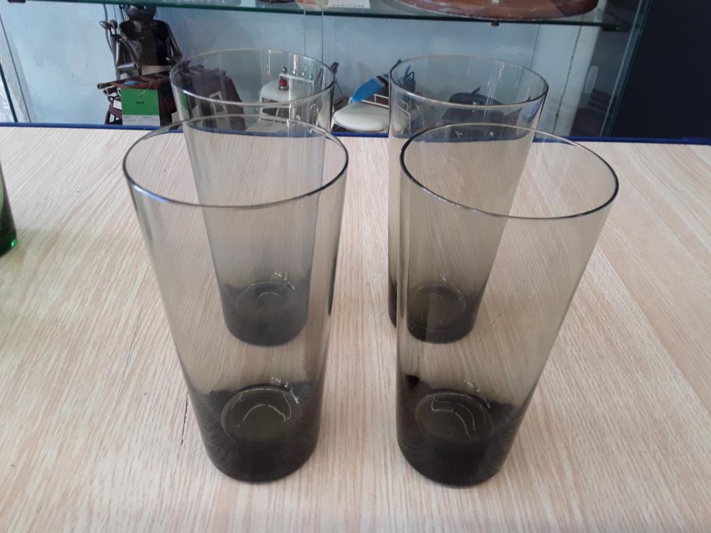 LOT DE 4 VERRES VINTAGE GRIS FUMÉ