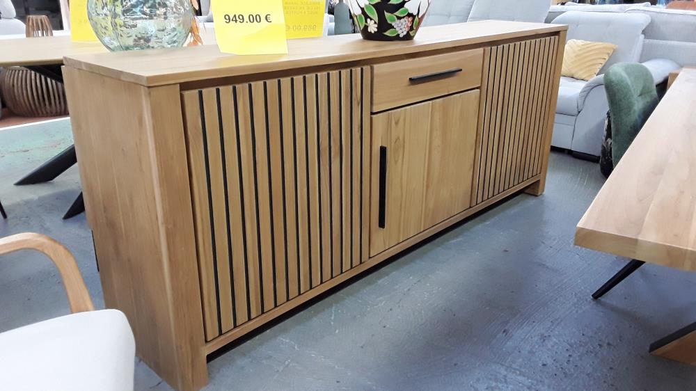 BAHUT NEPAL  EN TECK AVEC 3 PORTES +1 TIROIR