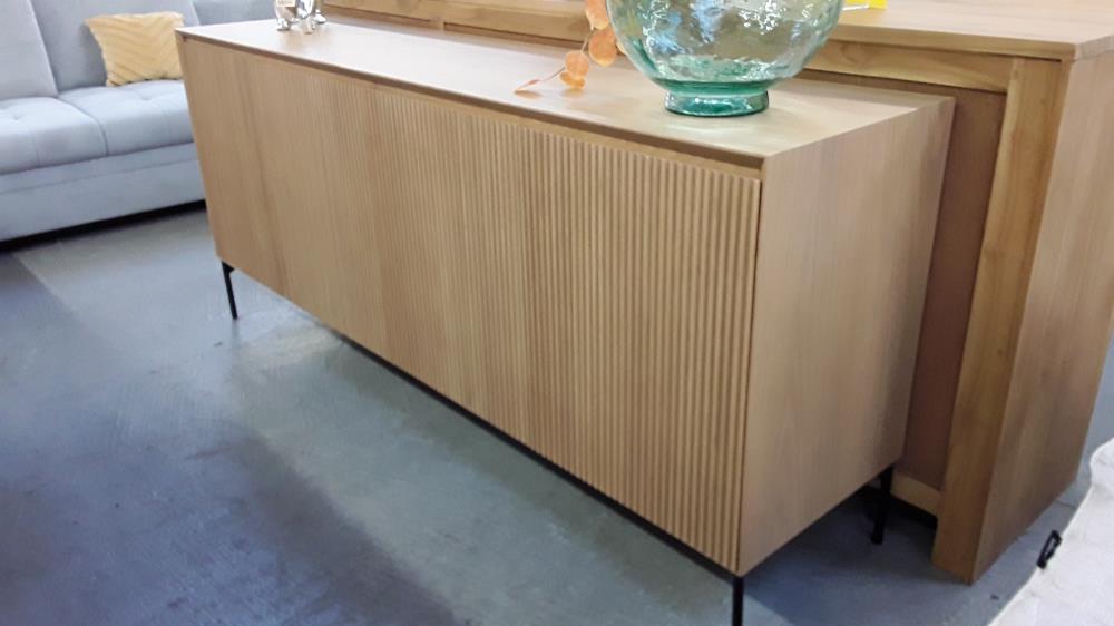 ENFILADE JAPAN 184 CM  EN CHENE AVEC 4 PORTES 