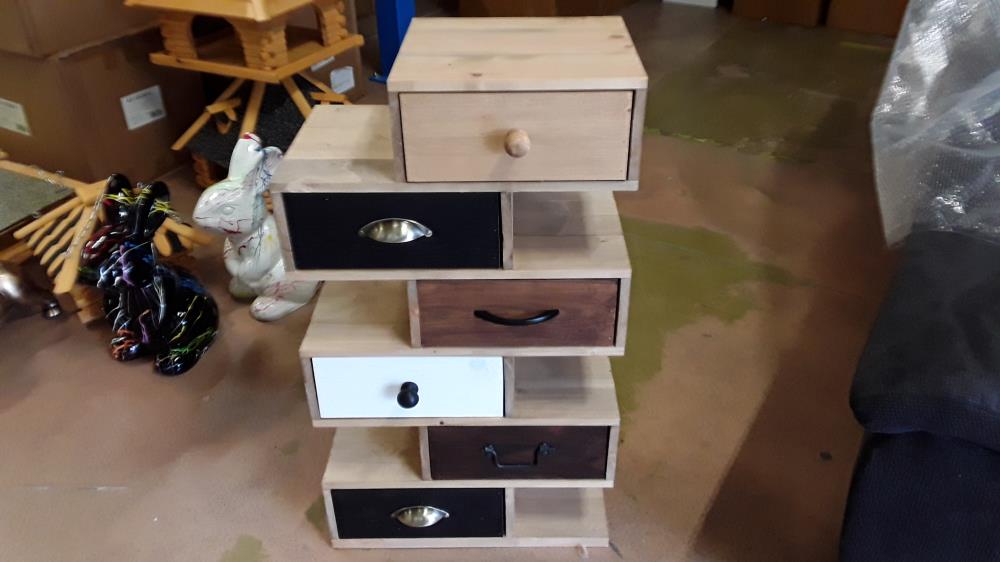 MEUBLE ESCALIER BOIS