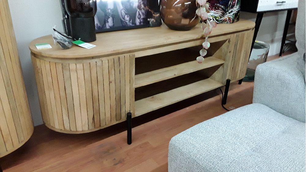 MEUBLE TV BOIS CANNELE  