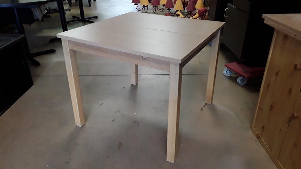 TABLE CARREE F CHENE 2 ALLONGES 