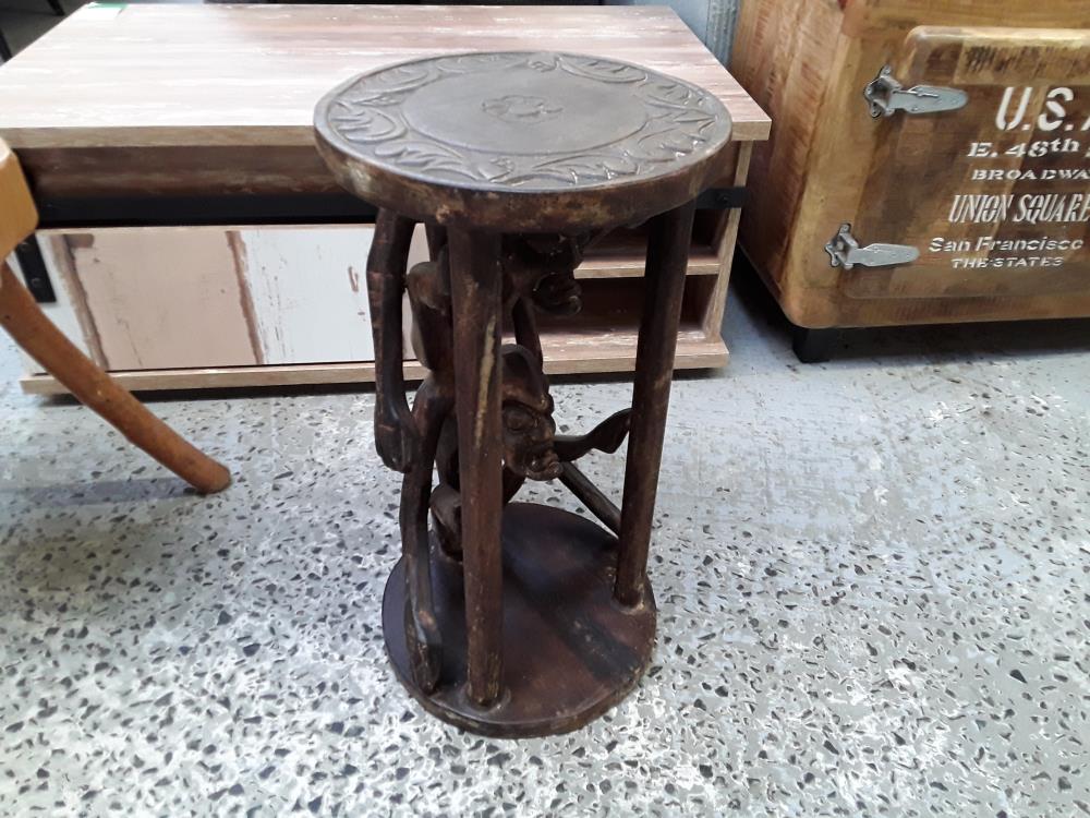 SELLETTE PORTE PLANTE ETHNIQUE