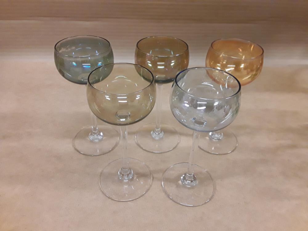LOT DE 5 VERRES