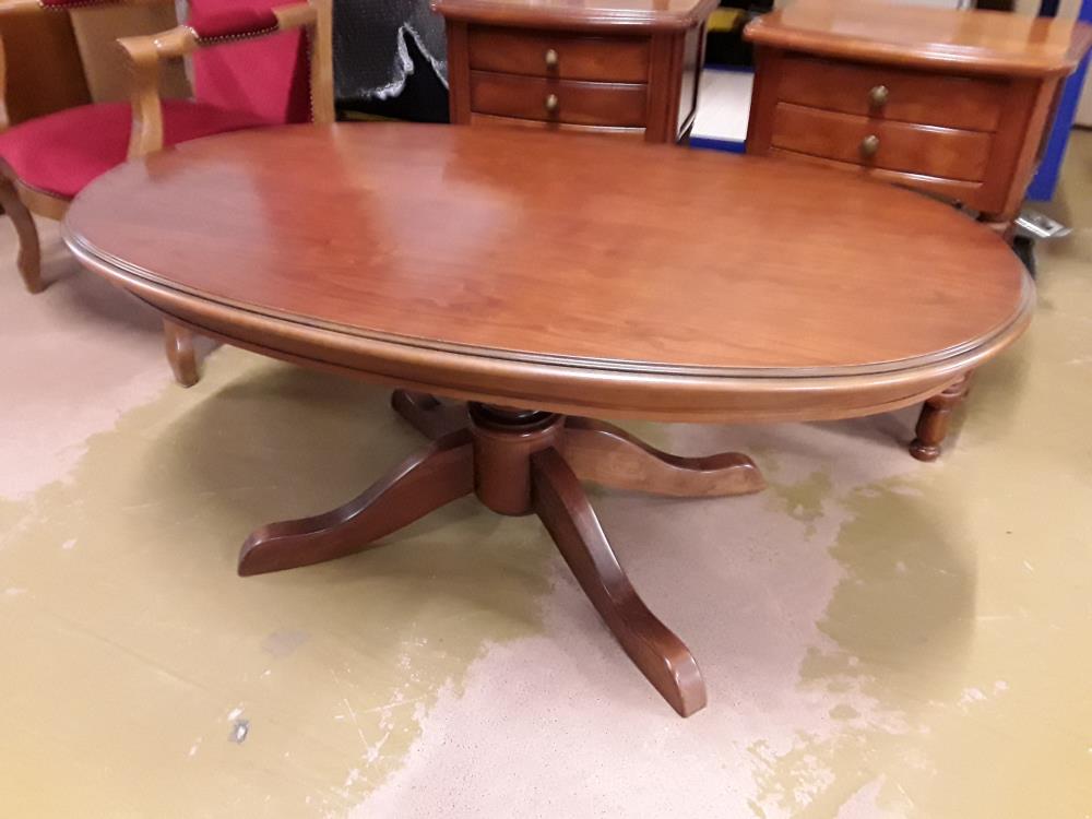TABLE BASSE OVALE MERISIER