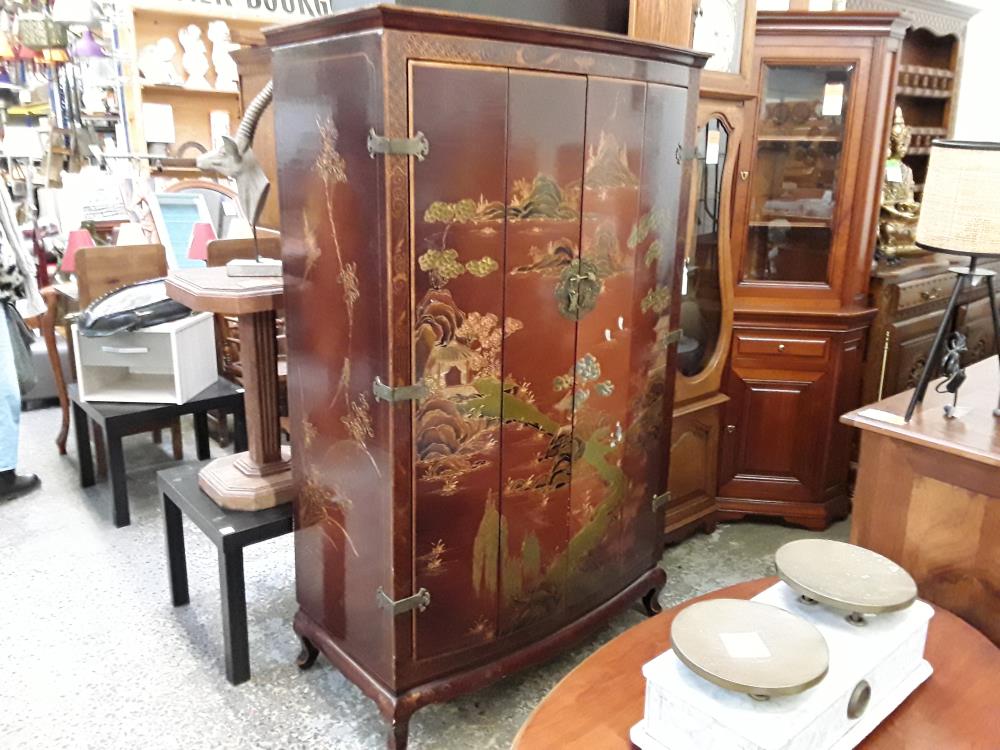 ARMOIRE STYLE CHINOIS 